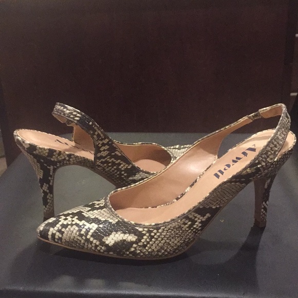 Corey high heel slick back pump - Picture 6 of 6